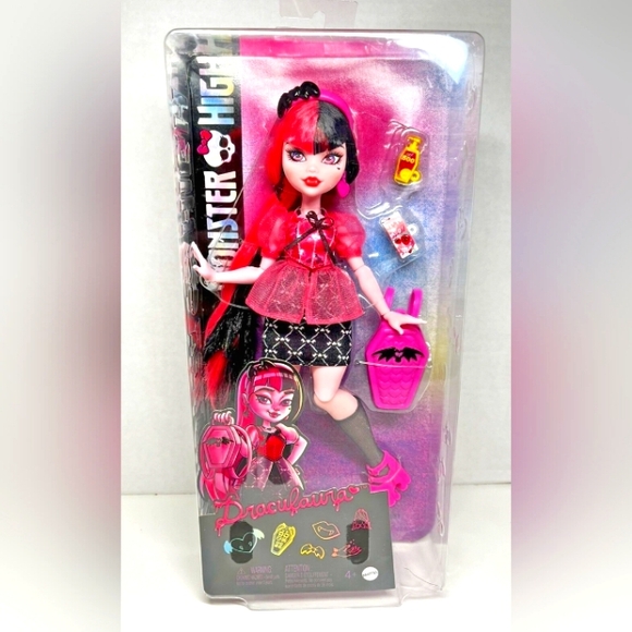 Mattel Monster High Day Out Fashion Doll Draculaura (New) Accessories - Picture 2 of 16